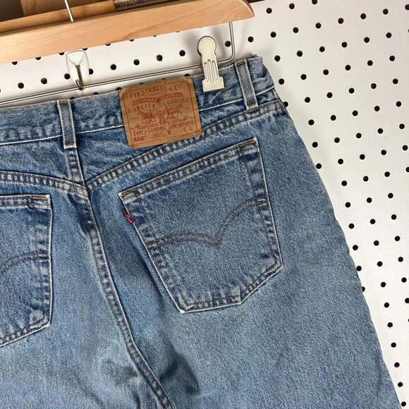 Levi's 560 Loose Fit Blue Jeans 32x34 Mom High Rise Vintage Light Wash Tapered - Picture 2 of 7